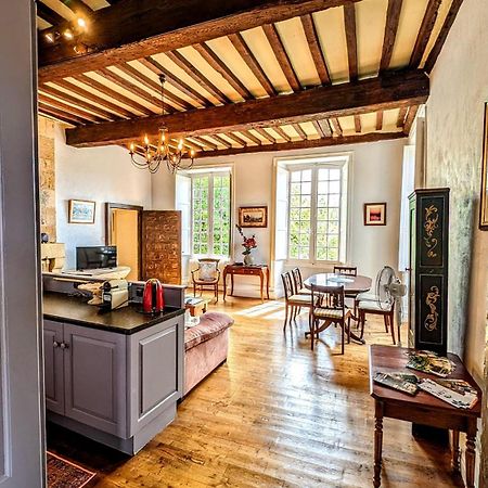Centrally Located Sarlat Apartment With Medieval Town Views المظهر الخارجي الصورة